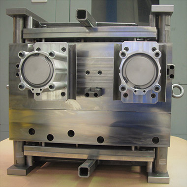 Boîtes à noyaux avec des mouvements et des chauffages